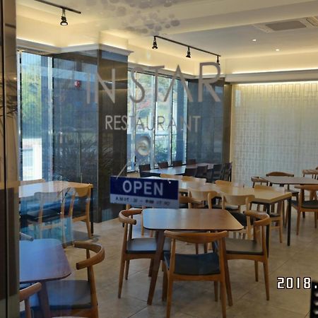 Instar Tourist Hotel Тегу Екстер'єр фото