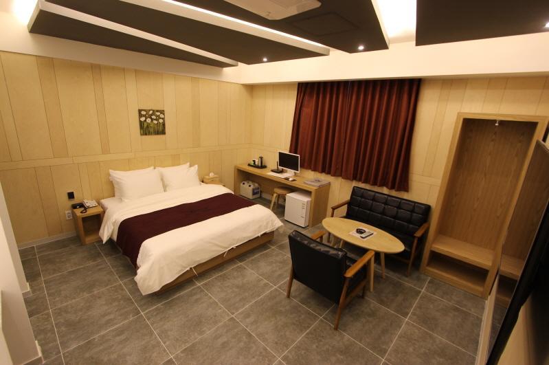 Instar Tourist Hotel Тегу Екстер'єр фото