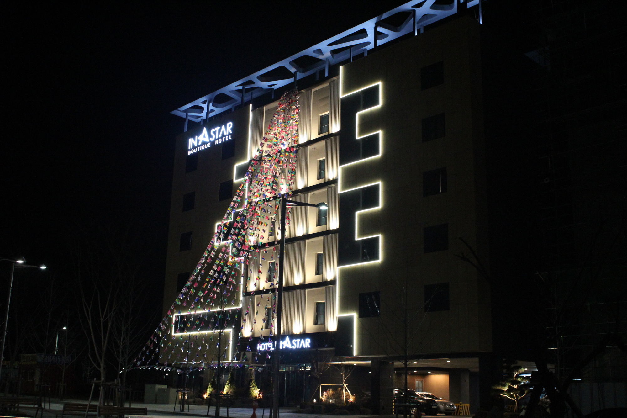 Instar Tourist Hotel Тегу Екстер'єр фото