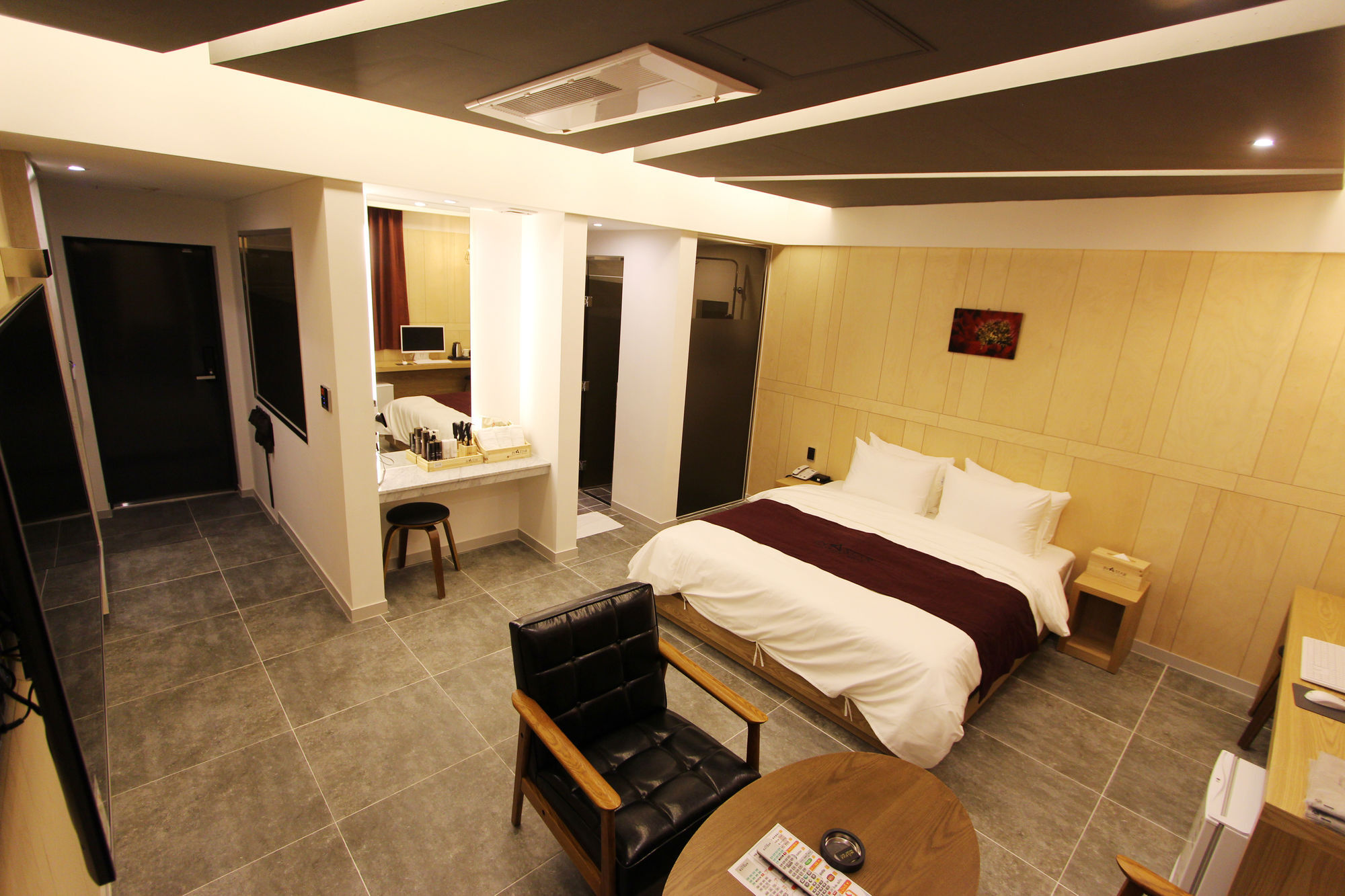 Instar Tourist Hotel Тегу Екстер'єр фото