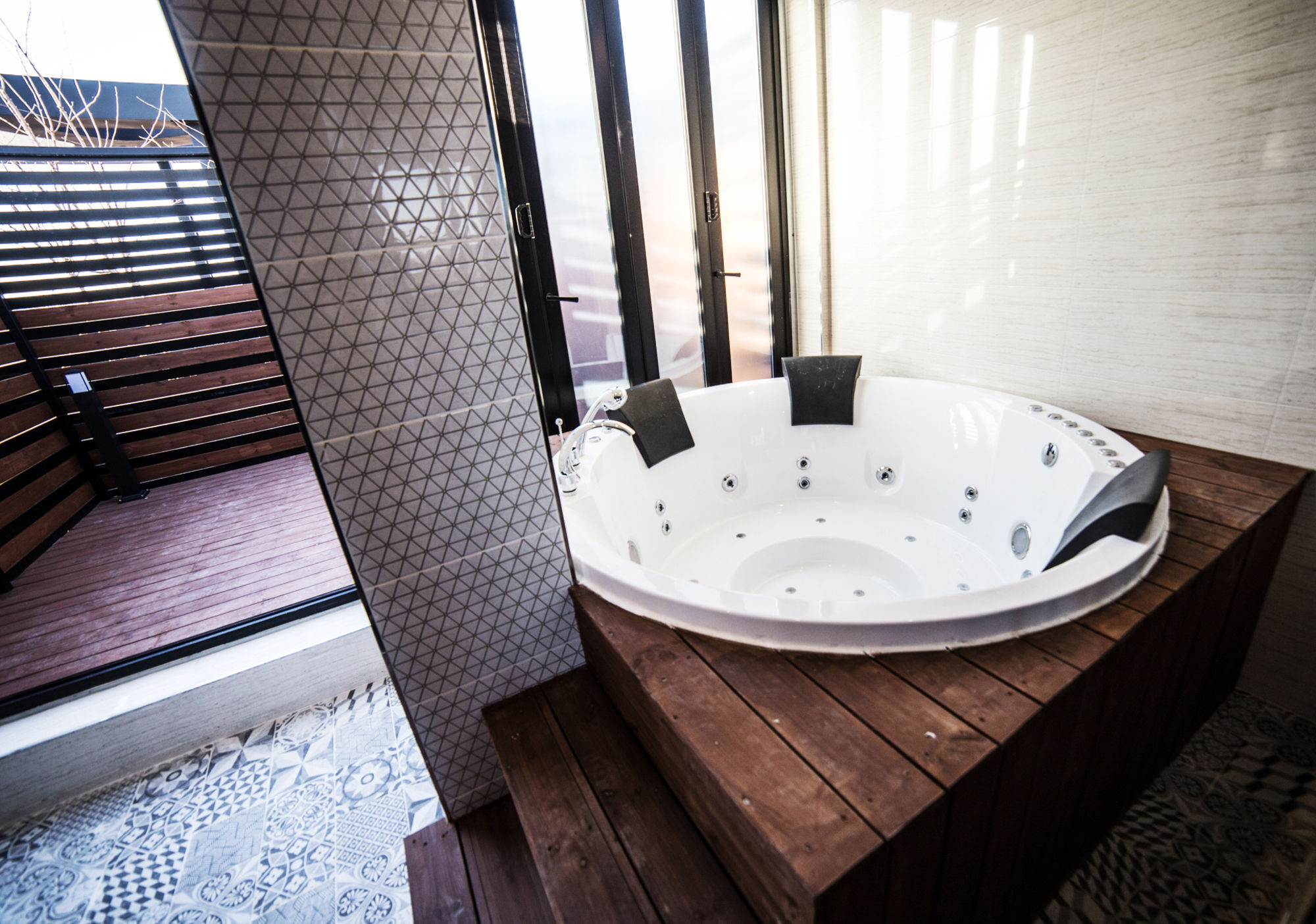 Instar Tourist Hotel Тегу Екстер'єр фото